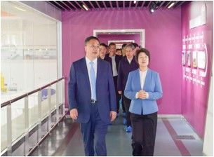 江蘇省政協主席張義珍一行就助力民營經濟健康發展、高質量發展來吳變進行深度走訪調研